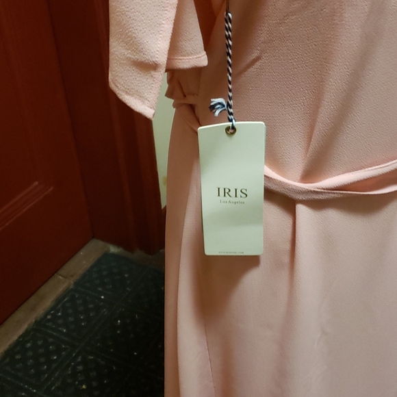 IRIS Long Sleeve Blush Cardigan Size Medium - Picture 6 of 12